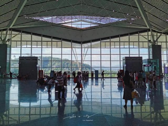 为什么现在很多人宁愿一个人独行，也不愿意和亲戚一起出去旅游？