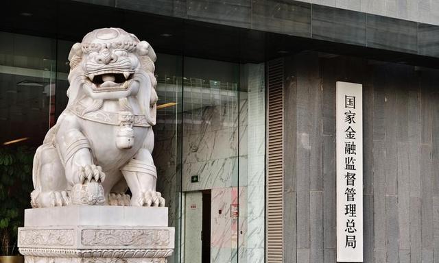 300亿大案！公安部出手	，这帮吃人不吐骨头的“吸血鬼”终于凉了