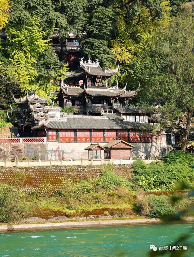 美疯！我就说初冬的都江堰有真东西！