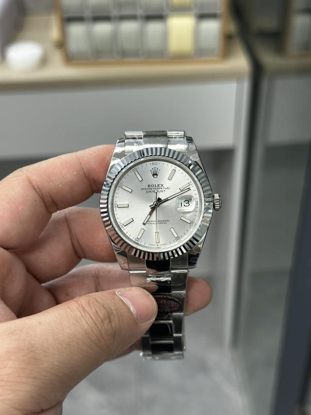 ���ú�����ګ�Ӳ���ۼ�2755Ԫ���ң��Ա�ԭװ��࣬�޷�����