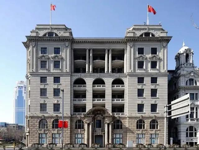 攻略贴｜外滩建筑群内部免费参观指南，银行/美术馆/露台一网打尽