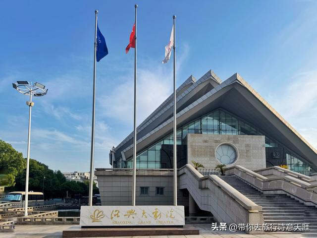绍兴仓桥直街漫步，不要错过了邻近的城市广场
