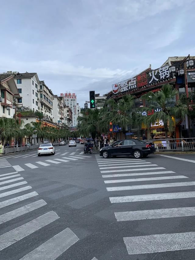 重走长征路（7）：在遵义，一位红军男医生牺牲后变成了女菩萨