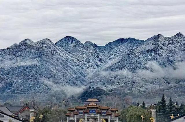 打卡秦岭“无痕”旅游 文明登山期待您加入