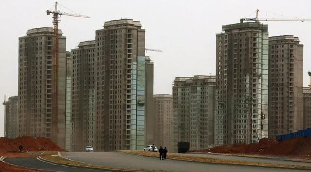 “鬼城”再添一座？房价从2万暴跌到4千，投资者如何自救？