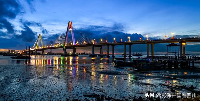 海南文昌：清澜大桥夜景迷人