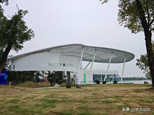“湖北小三亚”里的艺术天地 天屿湖方美术馆探秘