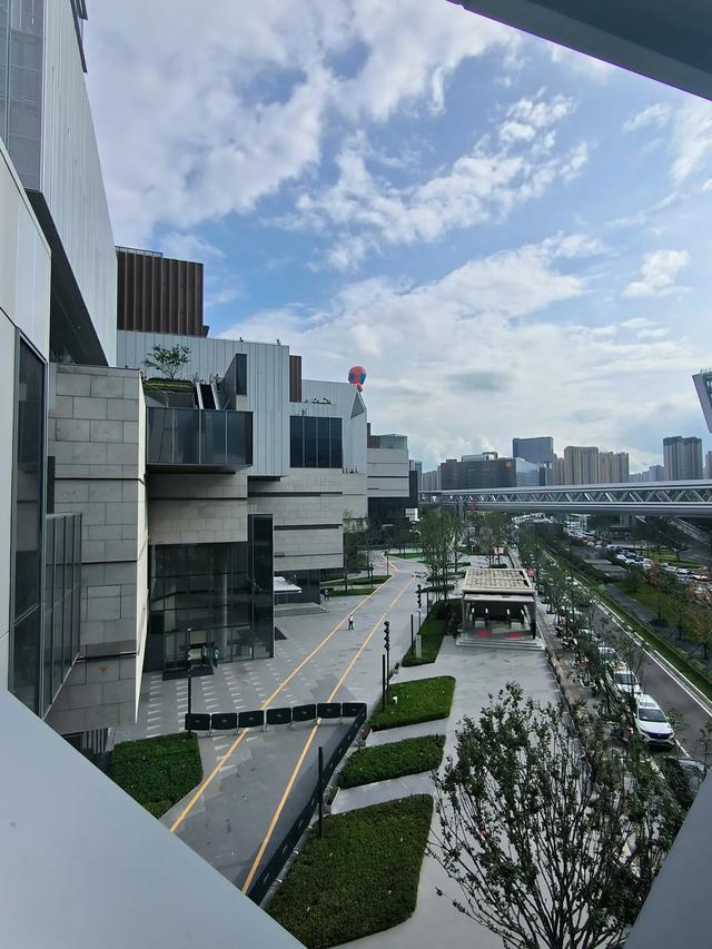 南京阿里巴巴中心金陵天地的屋顶花园