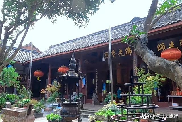 成都邛崃低调的花园寺庙，充满人间烟火，高铁公交直达！