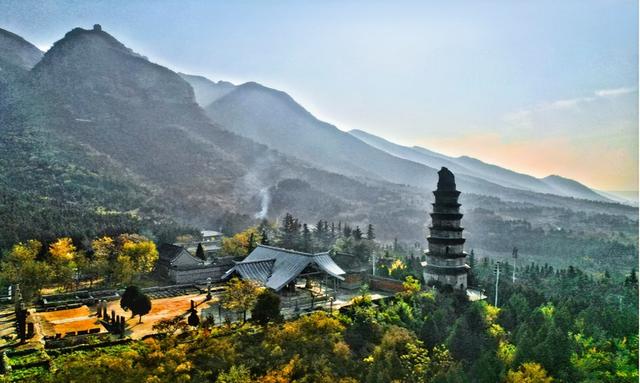 秋访北响堂寺，邂逅千年时光