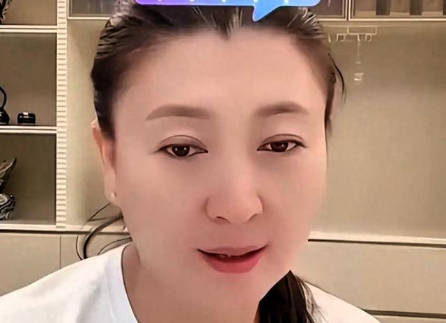 闫学晶哭穷风波大反转！儿子一句话戳破惊天真相