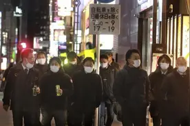 日本梅毒成灾，"不是为了传给客人，谁得了花柳病还去上班呢?"图片
