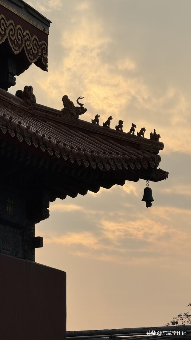 北京雍和宫：从王府到皇家寺院，藏着清代多民族建筑的巅峰智慧