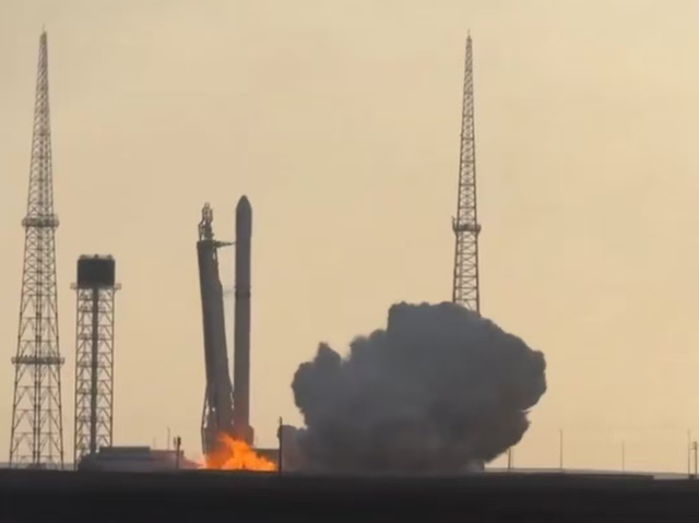 高超导弹成本跌90%！可回收火箭显著突破，民企改写全球创新规则