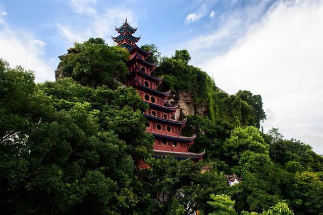 忠县:千年古城的文明之光