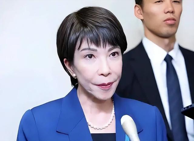 沉默14天，高市早苗再做涉台表态，求网开一面，中方回应斩钉截铁