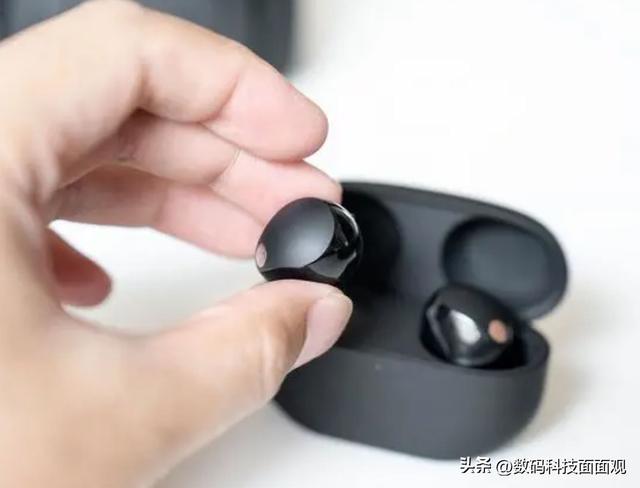 顶级旗舰蓝牙耳机推荐，发烧友必备，圈铁混合5单元HiFi音质