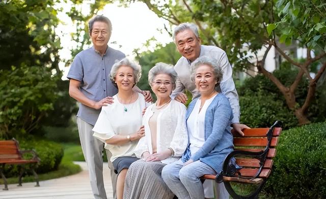 中国将迎人口死亡高峰？22年1041万，23年1100万，去年死亡多少？