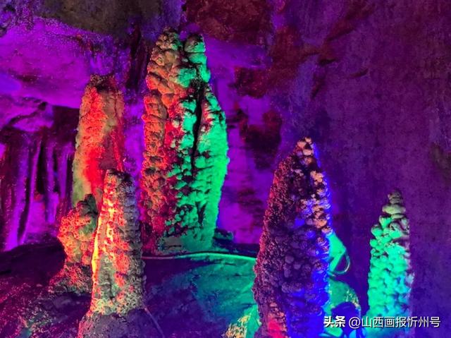 “人间仙境”禹王洞