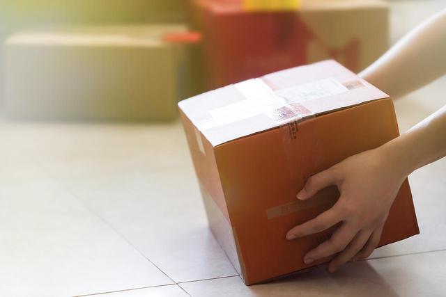 服装店隐匿1.64亿元收入被追缴税费669万元，电商征税动真格了