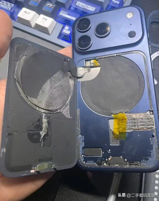 真的劝不住!第一批上车iPhone17Pro改卡的已经绷不住了