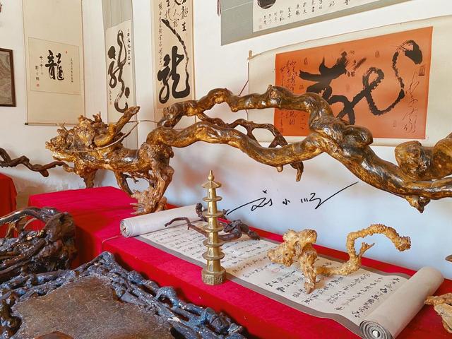 实拍甘肃陇西李家龙宫“镇馆之宝”，游客惊呼：这真是纯天然的？