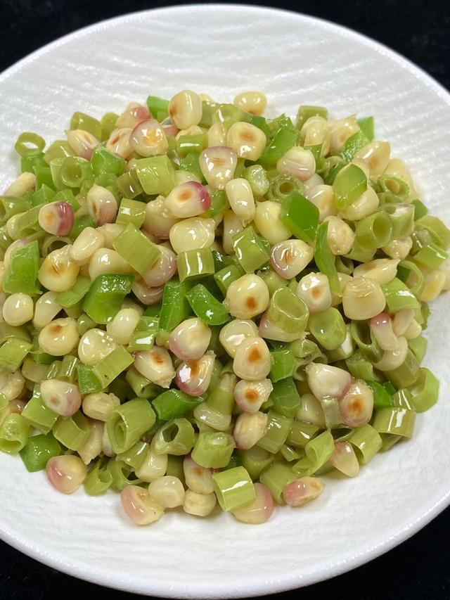 钾是香蕉50倍！中老年隔天吃这菜	，腿脚有劲护肝脏，3种做法超香