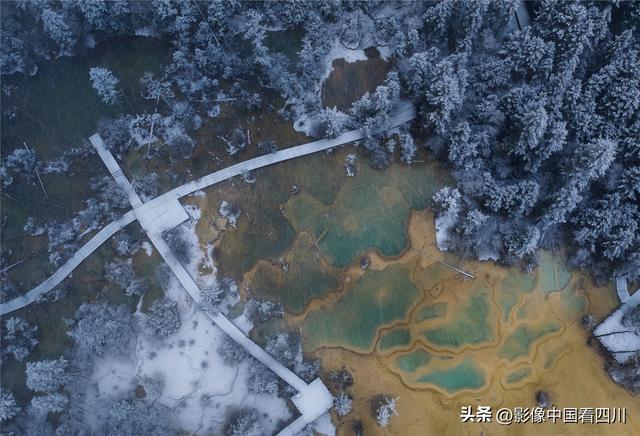 九寨沟神仙池：喜迎金秋第一场瑞雪