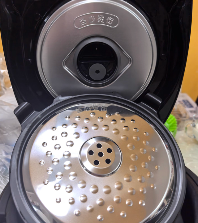 电饭煲什么内胆最好最健康？5种电饭煲内胆对比：结果一目了然