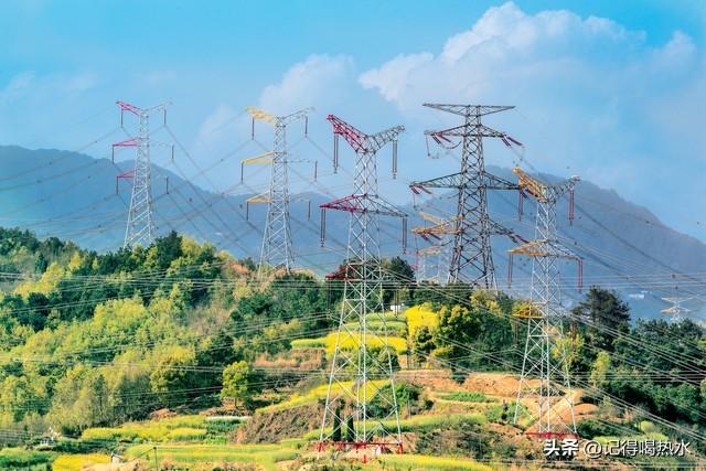 绿色电力天路——金上至湖北±800千伏特高压直流输电工程