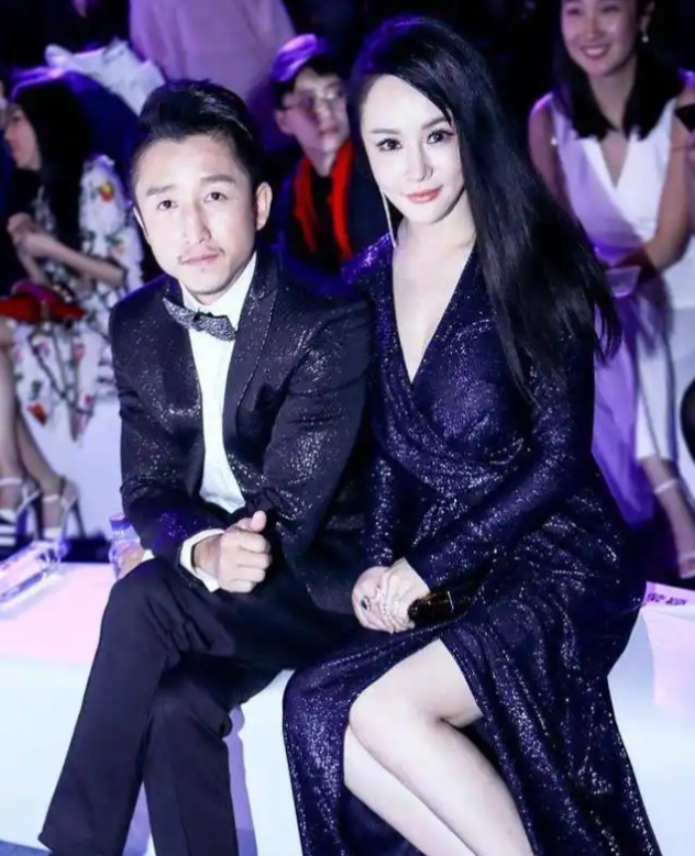 里子面子都没了！赔光2亿后	，妻子深夜亲手撕下邹市明最后的体面