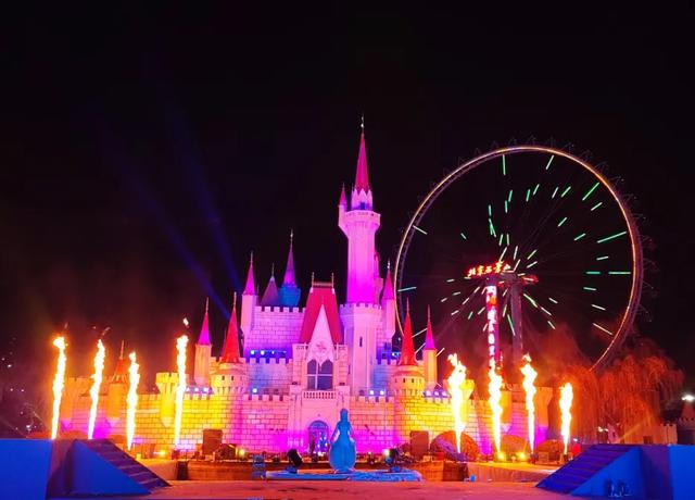 石景山游乐园冰雪音乐狂欢！零点陪你同迎2026