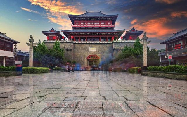 湖北省的一座黑马城市，被称为下一个“武汉”，交通优势不输郑州