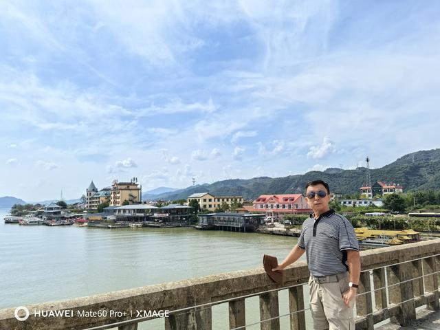 又爬虎山长城知难而退，再游河口断桥故乡情深