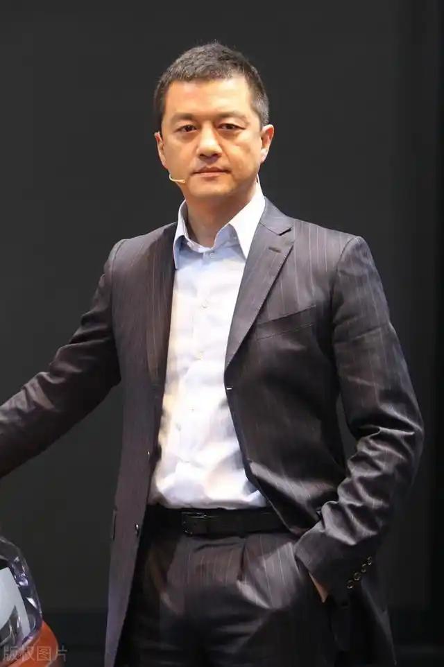 前夫哥李亚鹏逆风翻盘，王菲：这剧情我可真没猜到
