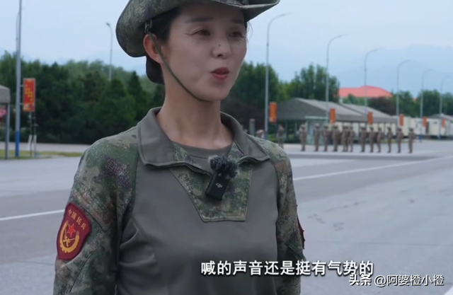 女兵领队王媛回家了！更多美照曝光，有3个孩子，老公晒合影庆祝