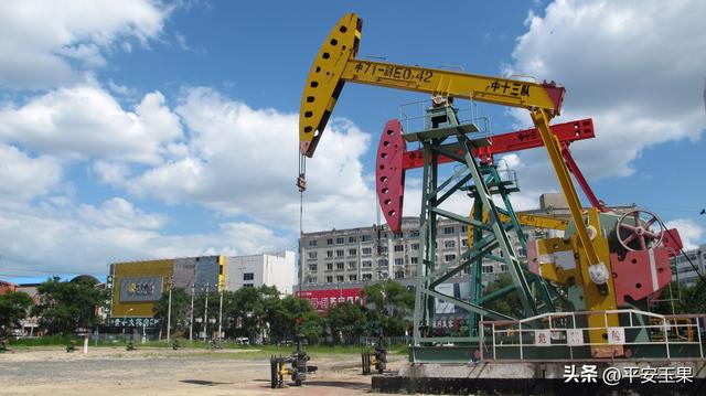 大庆，像一本书，我轻轻掀开了一页