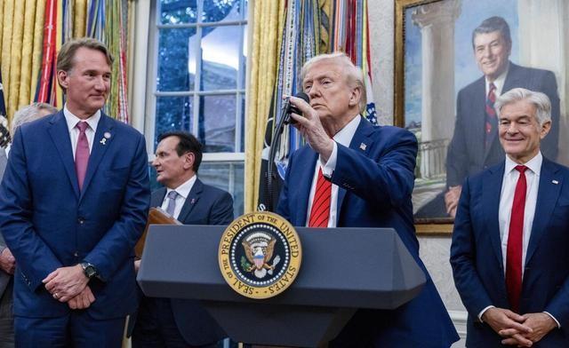 中方刚采购10船的大豆，阿根廷就反悔了，米莱与特朗普密谋干坏事