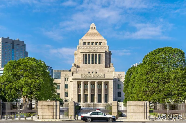 朝韩罕见同时对日亮剑，高市亮三大使命喊话中国，已放弃核心计划