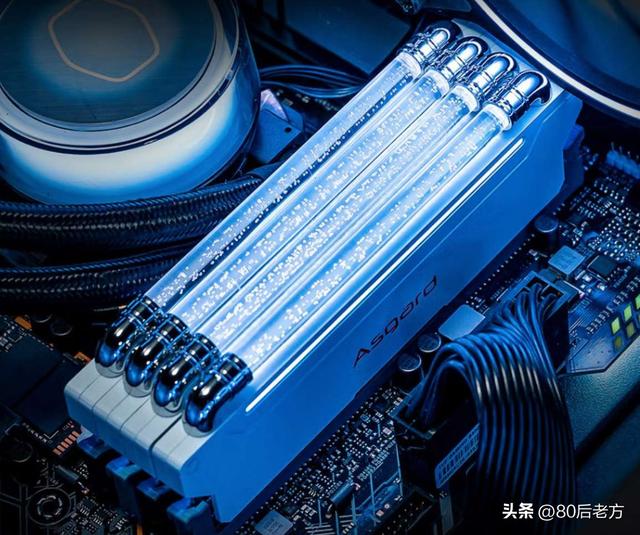 DDR4 vs DDR5怎么选？频率时序颗粒全解析，看完不纠结