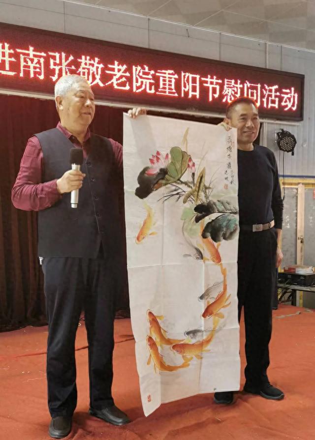 九九重阳佳节到 书画赠送老年人