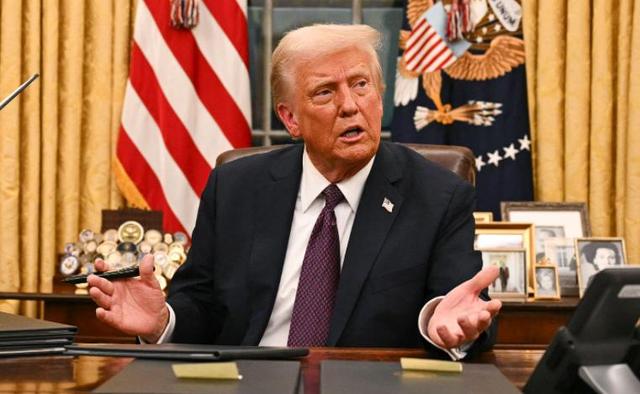 高市安排妥了，李在明在日本吃晚宴，饭还没下肚	，中方先回了14字