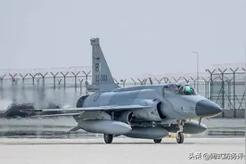 “枭龙”第五次坠机，也有西方对俄罗斯制裁的祸？图片