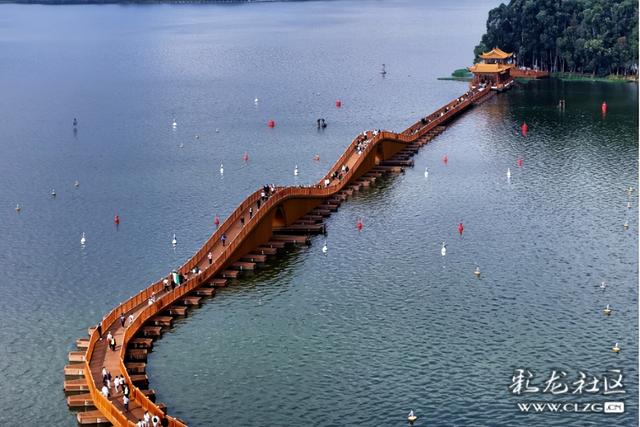 东风坝开合浮桥打个卡