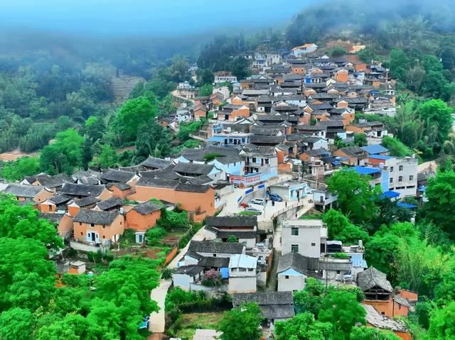 地名里的红河 | 188万人次打卡！这座边疆小城，不仅“红”，而且“火”