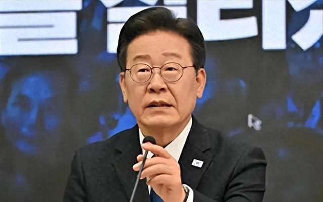 首个拒绝出席中国阅兵的总统出现？既在意料之外，又在情理之中