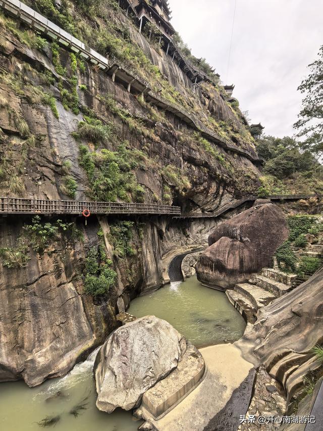 2025年秋老姐俩江西行，游望仙谷