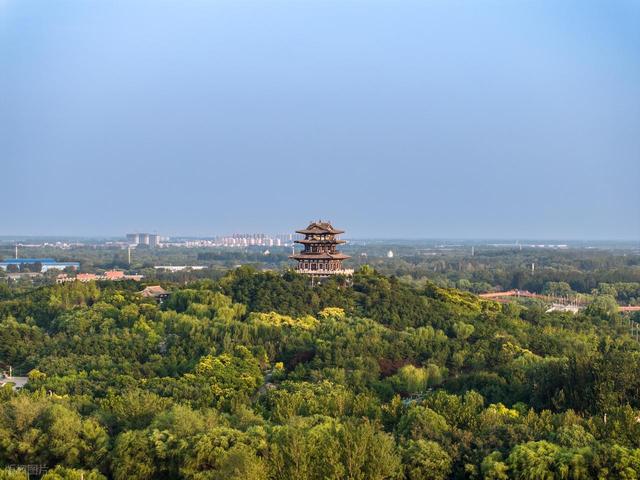 刚从河北回来	，毫不客气的说，唐山就是全国郊区城建的天花板！