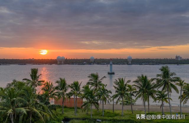 海南文昌：清澜海湾日出美景如画