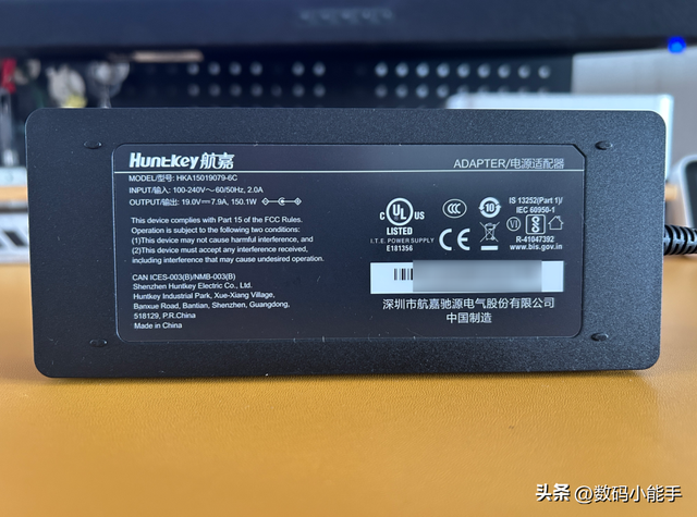 极空间Z425首发评测：顶级配置，性能炸裂，面向未来的AI NAS旗舰